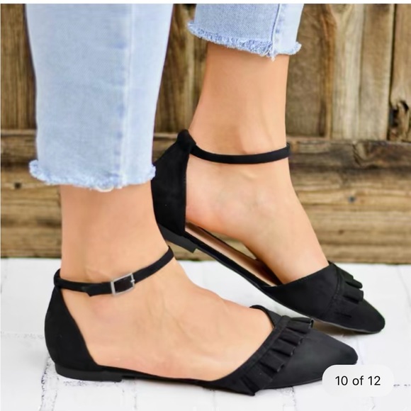 New Ruffle Flats - Picture 2 of 4